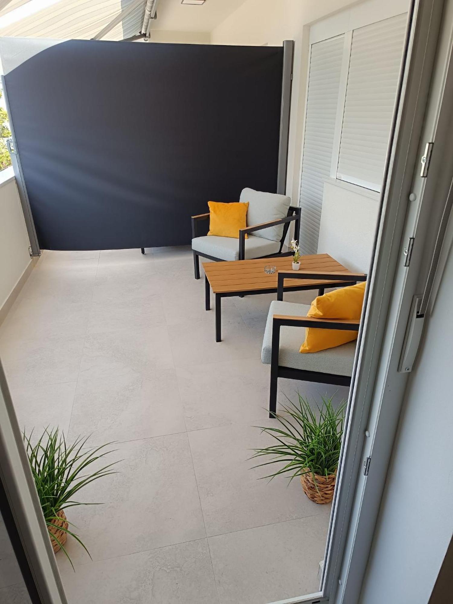 Apartman Elana Szybenik Zewnętrze zdjęcie