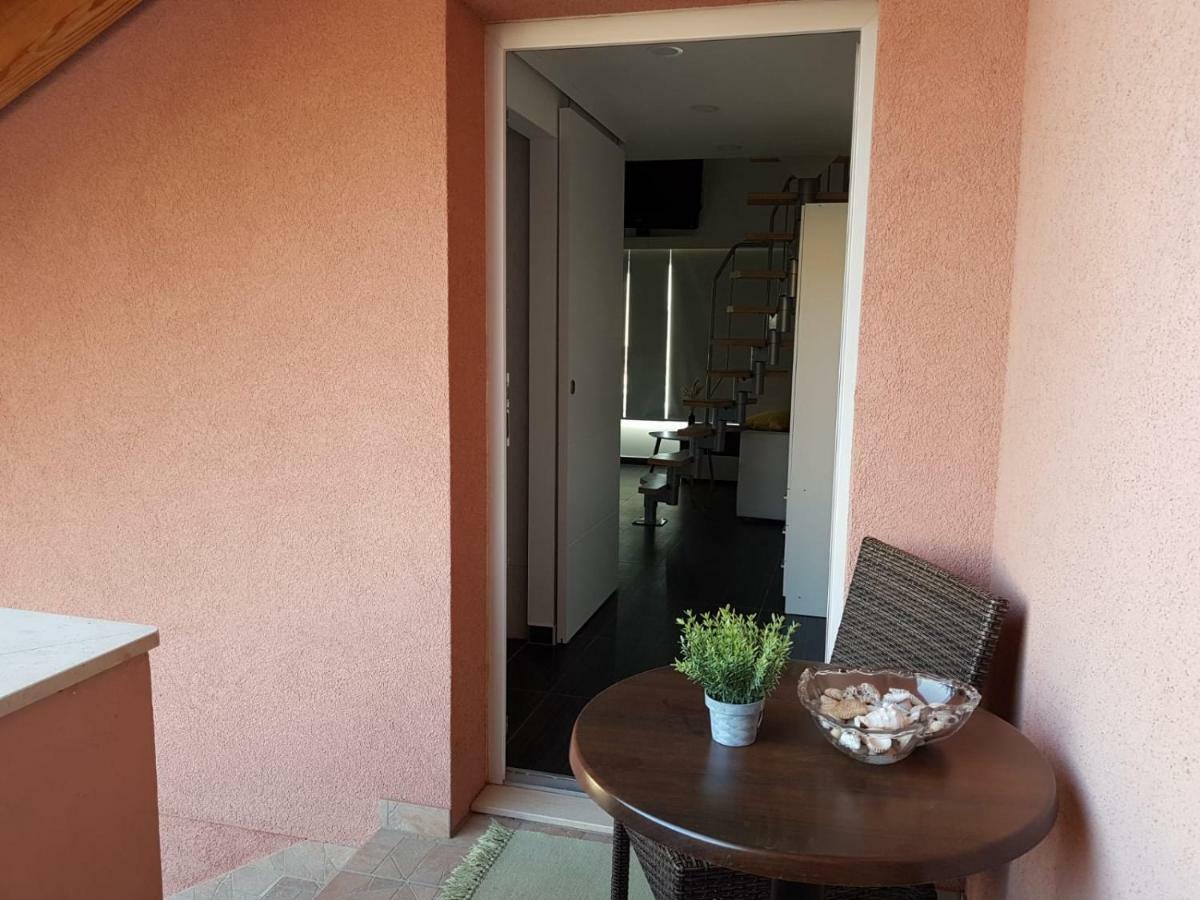 Apartman Elana Szybenik Zewnętrze zdjęcie